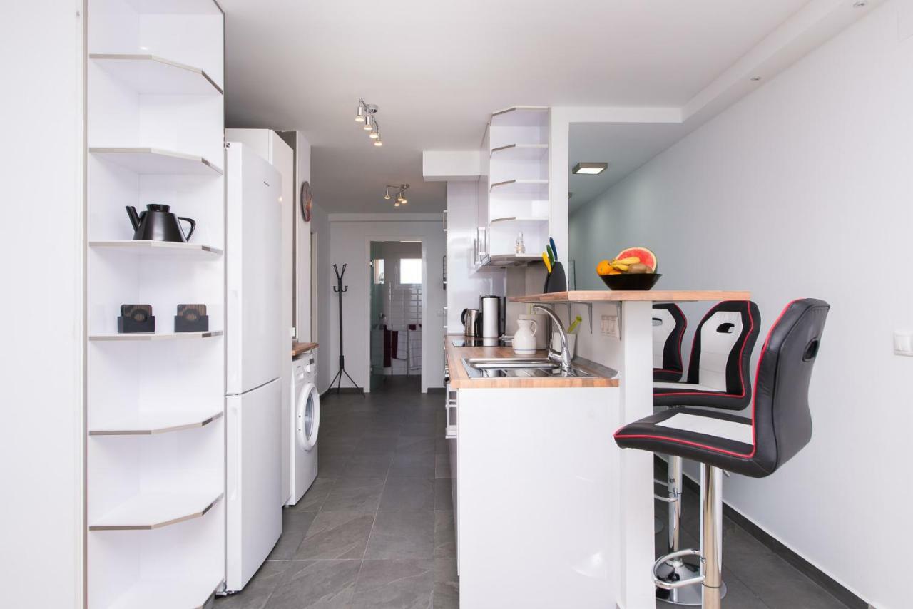 Apartamento con balcón