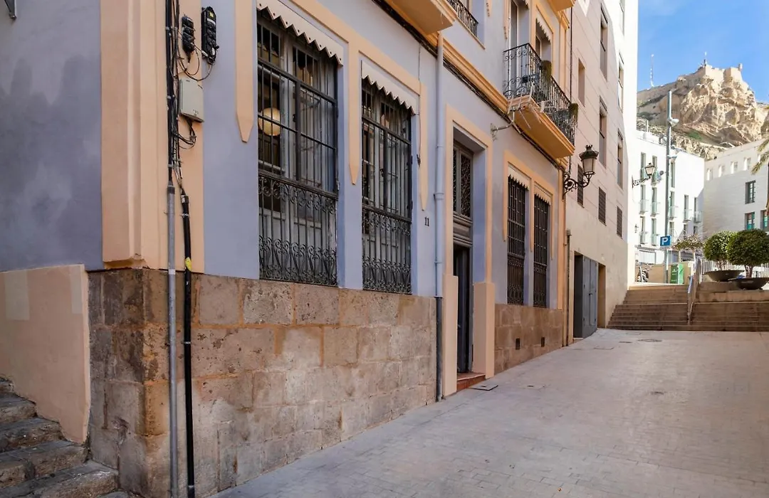 Apartamento Casco Antiguo Alicante-1