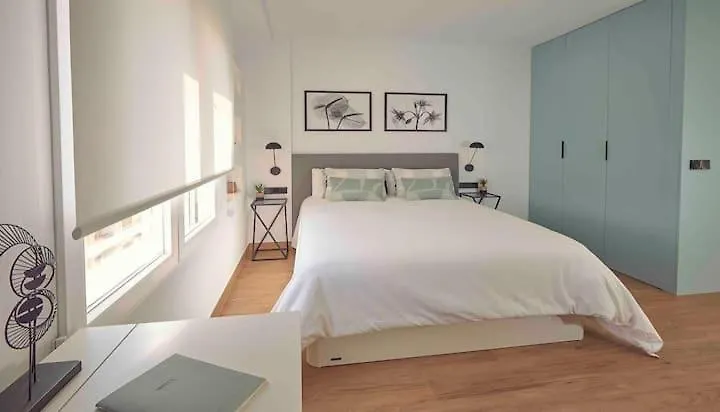 Suite con terraza en el centro de Alicante-1