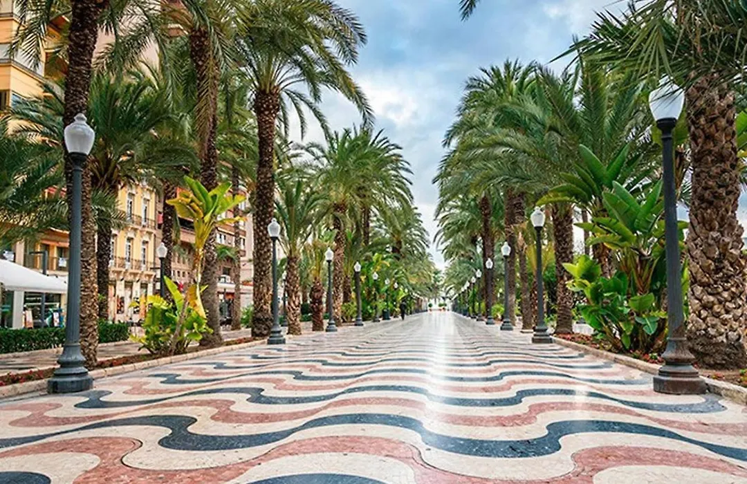 Apartamento Muy Centrico 5 Minutos Playa-1