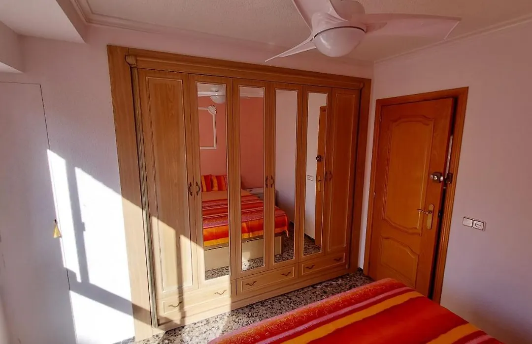 Central Accommodation Alicante-1