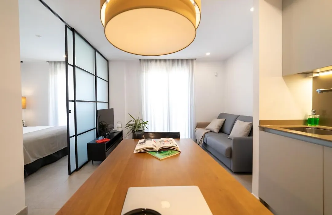 Alidreams Lola Center Apartamentos-1