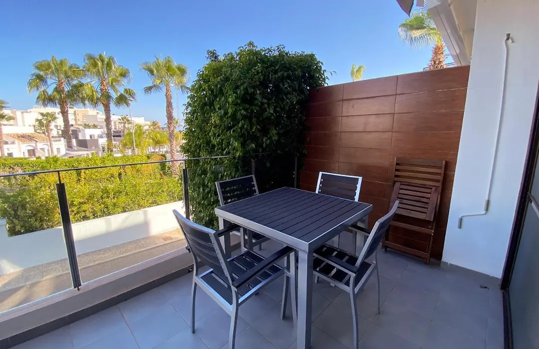 Luxury House Villamartin Zenia-1