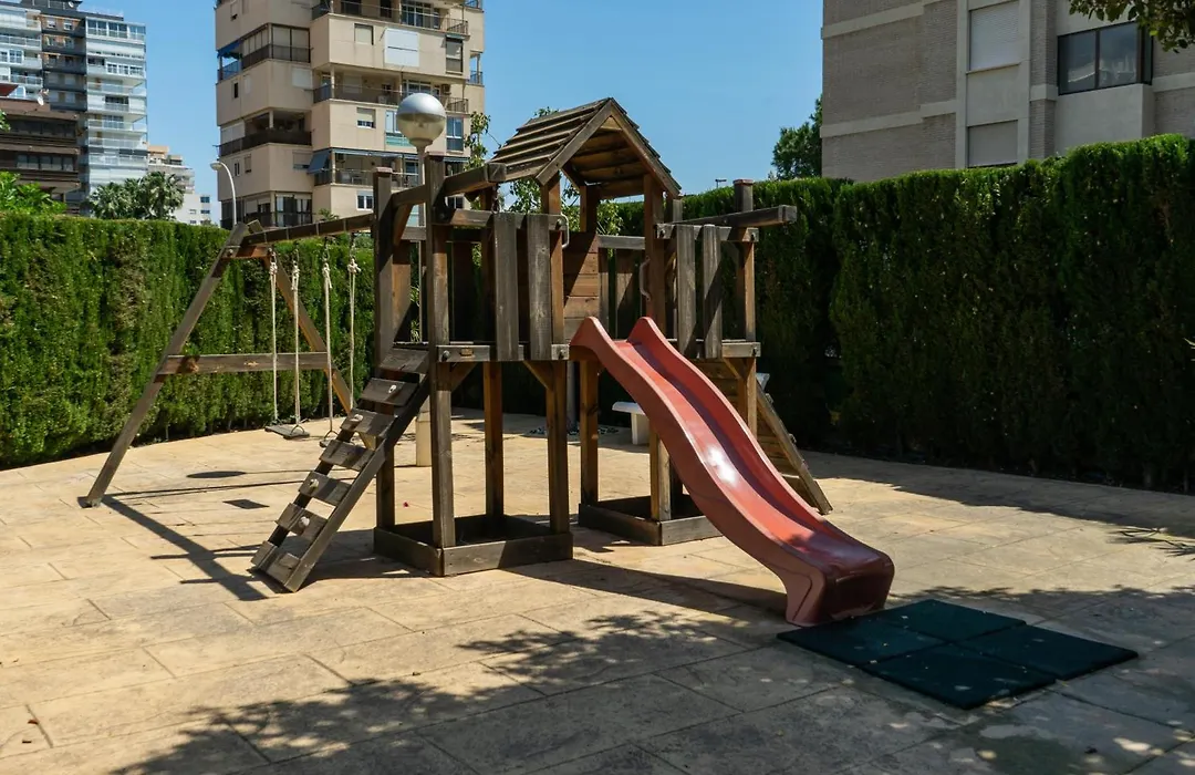 Vivienda de Lujo junto al Mar-1