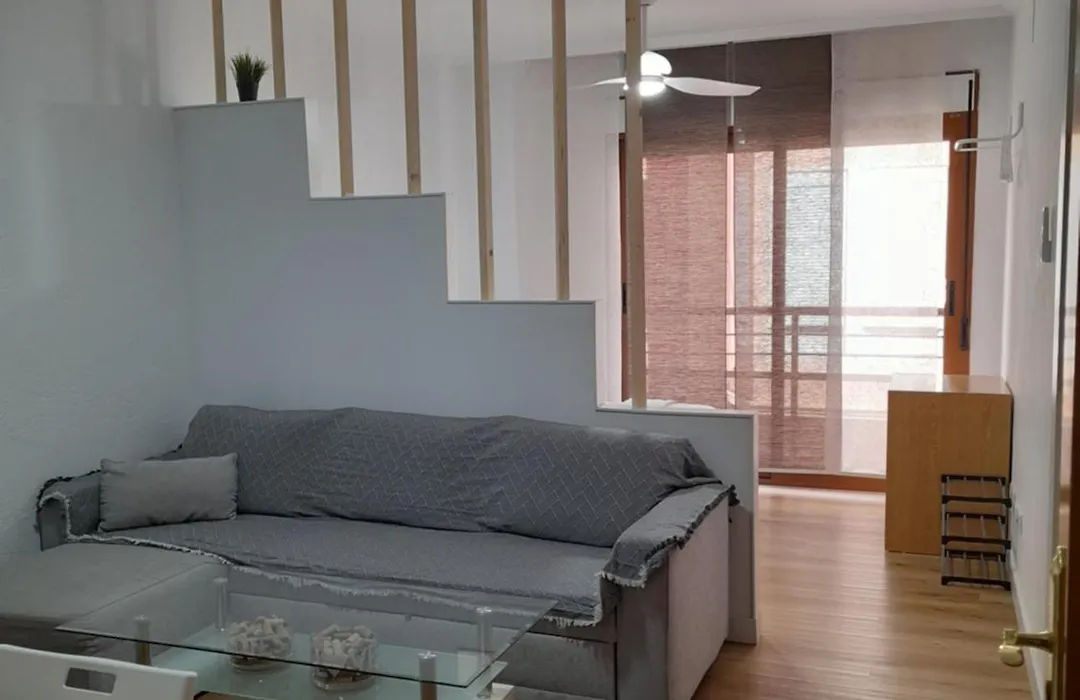 Cómodo aparta estudio céntrico en Alicante-1