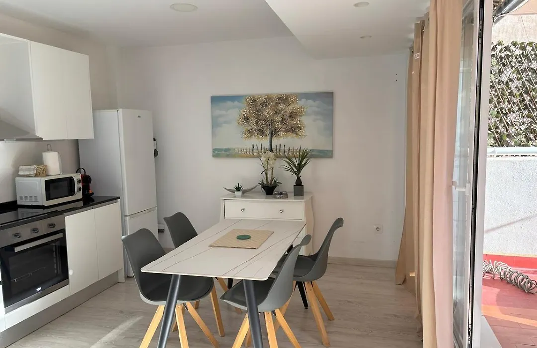 Very Beautiful Penthouse In The Heart Of Alicante-1