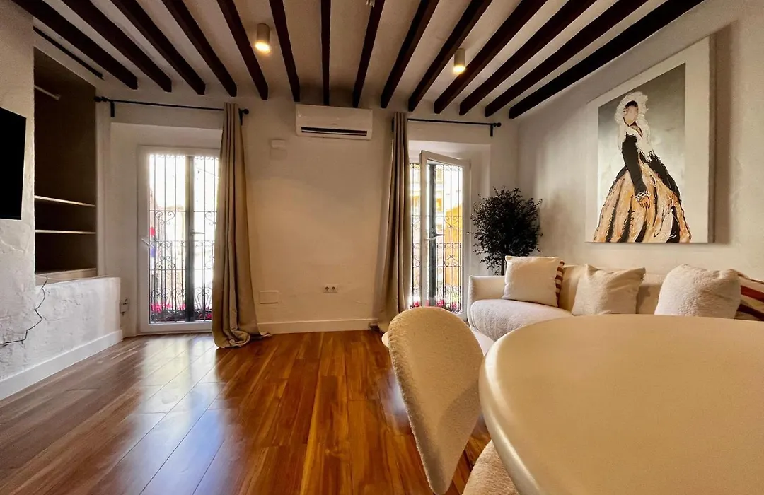 Barrio Luzan 2 By United Renters-1