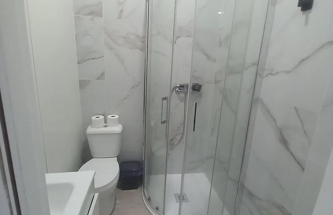 Emma Lovely Room With Private Bathroom-1