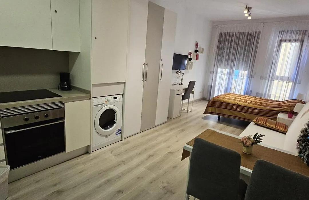 Apartamento-estudio Corazón de Alicante-1
