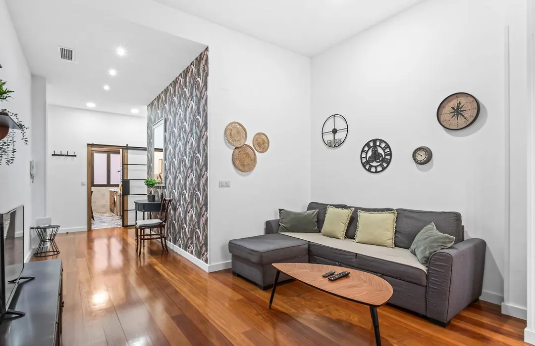 Charlot Center Apartment II By Suncastle Apartamentos-1