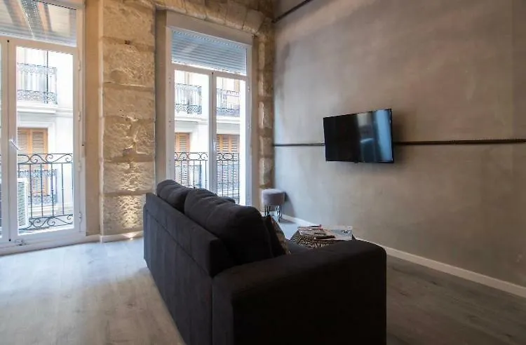 Beautiful Loft In Old Town-1