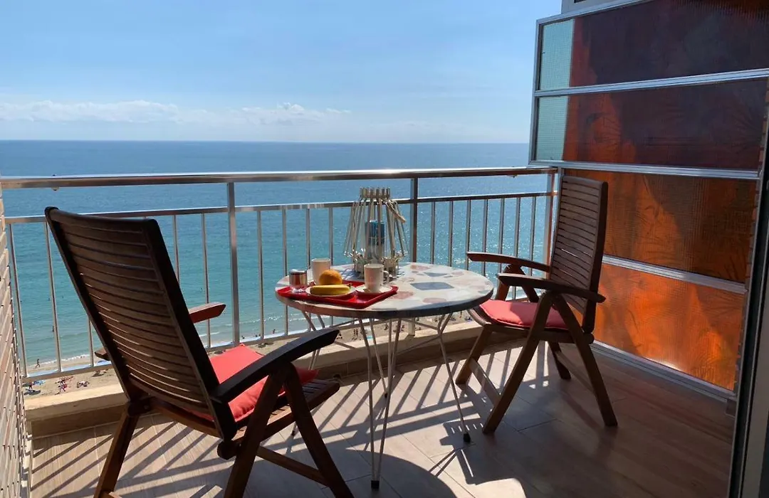 Apartamento Con Vistas Al Mar Primera Linea De Playa Del Postiguet-1