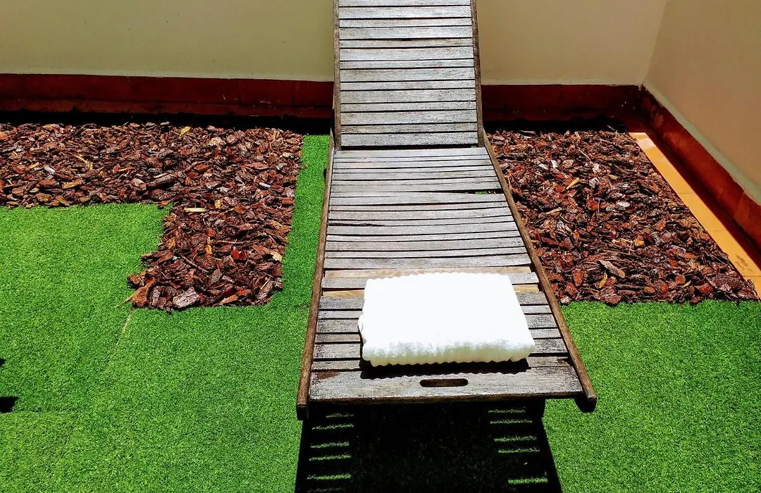 Large Apartment With Large And Sunny Terrace - Garden , Alicante Center-1