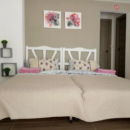 Donna Rosa Apartment-3