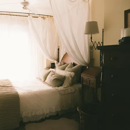 Bright Apartment In The City Center-2