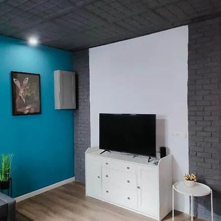 Lol Apartment-3