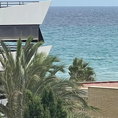 Acogedor Apartamento En Playa San Juan-3