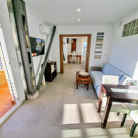 Alicante Skylights Apartments-3