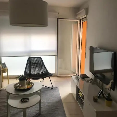 Designer'S Flat - 3 Bdrm - Wifi - Best Location-3