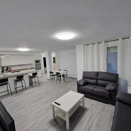Apartamento con vistas al mar-2