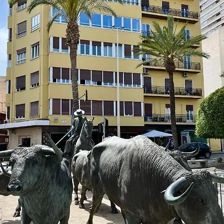 Plaza De Torros Apartment-2