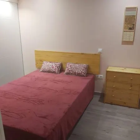 Modern Flat At Garbinet With Wifi-3