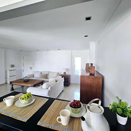 Amazing Attic In City Center-2