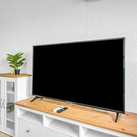 Luxe Apartment, Chill Out, Beach 10 Min-3