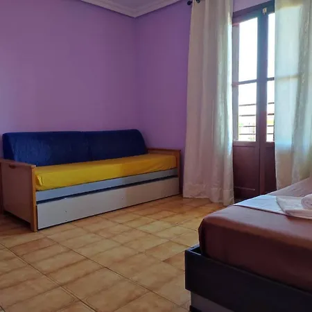 La Habitacion Del Piso Room In The Apartment-3