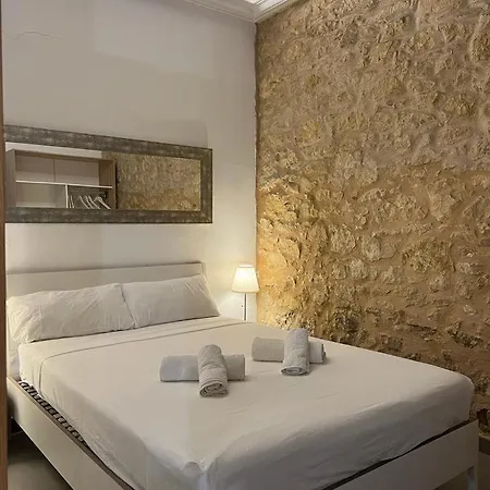 Des Rustic Center-3