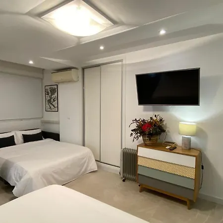 Apartment In City Center-2
