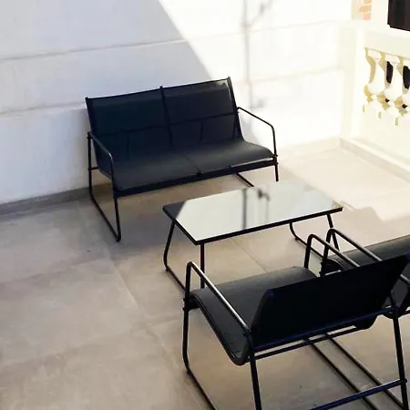 Apartamentos Loliqui Centro Alicante-3