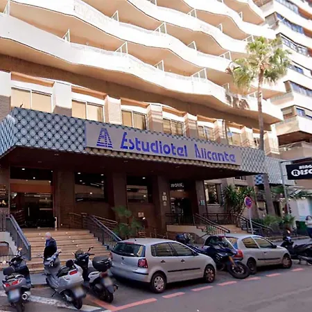 Apartment In The Center Of Alicante-3