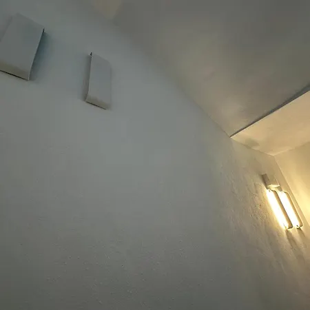 Hostel Alicante A-Cero Living-3