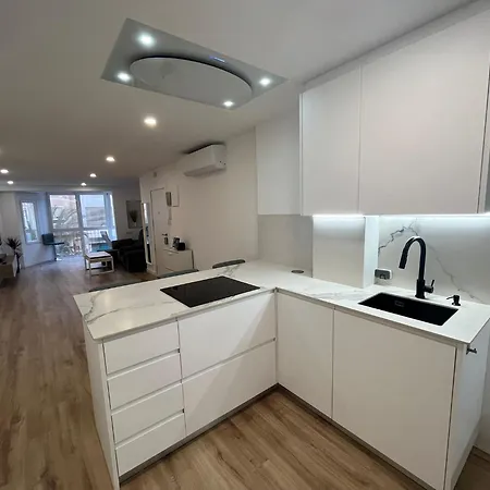 Alexa Suite-2