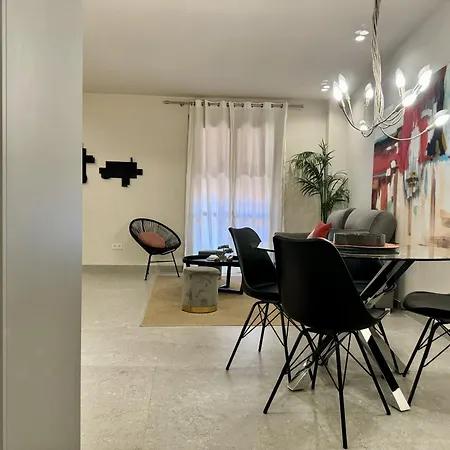 Modern Charm In Barrio Alicante-3