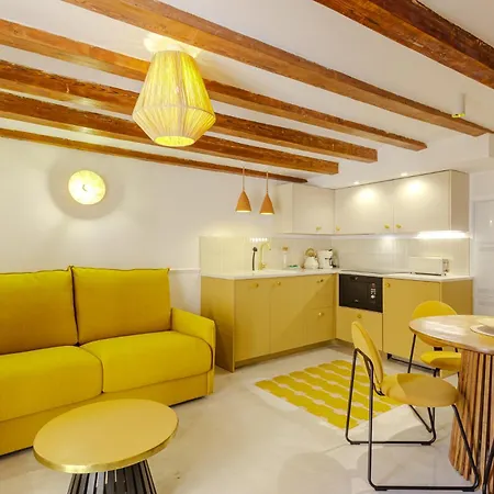 Cozy Charming Apartment In Historic Center-2