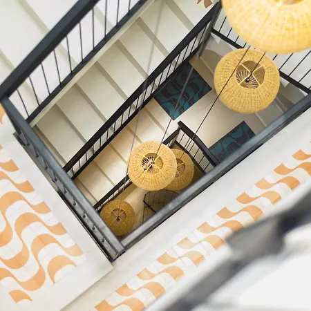 Spacious And Luxurious Mezzanine Apartment In Historic Center-3