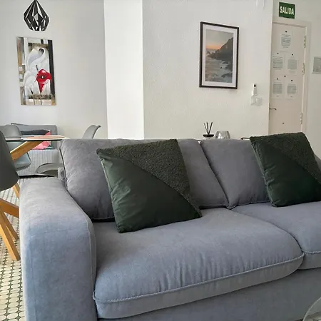 Beautiful Appartment In The Heart Of Alicante-2