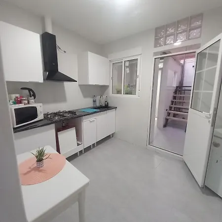 Emma Lovely Room With Private Bathroom-3