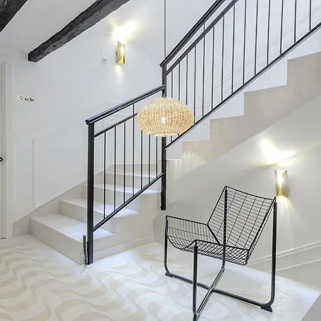 Beautiful Duplex Private Patio Alicante Center-2
