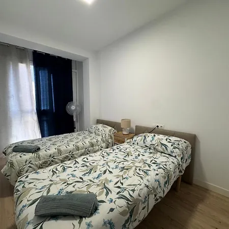 Apartamentos Premium Playa Postiguet 1ª Linea-2