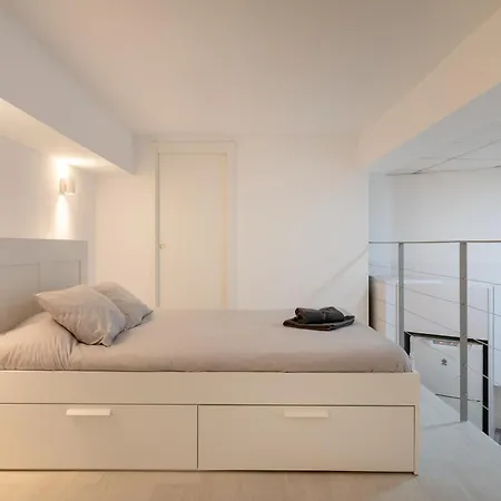 Alison'S Loft-3