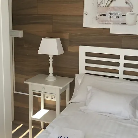 Apartamentos Marta Playa-2