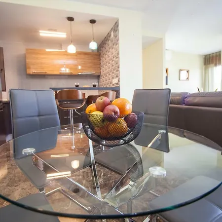 Apartment On Bautista Lafora 2-3