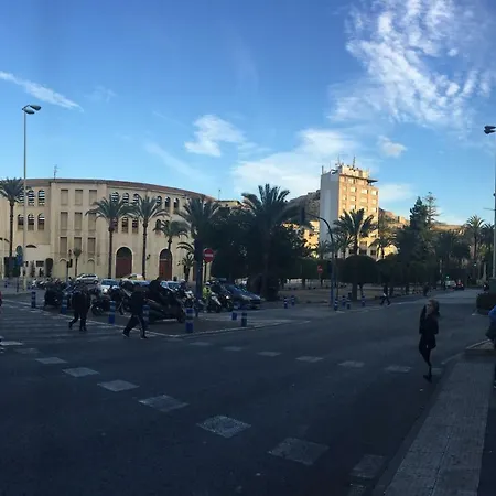 Centre Apartment Near Plaza De Toros-3