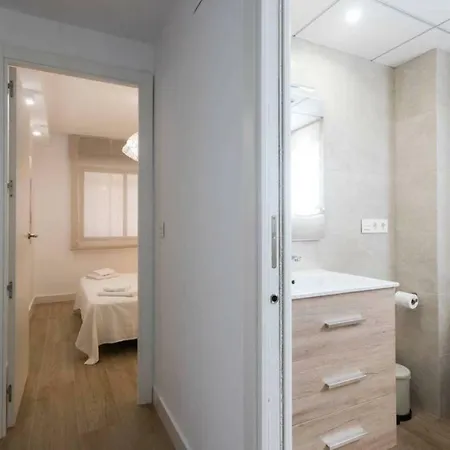 New San Juan Beach Apartment With Ac-2