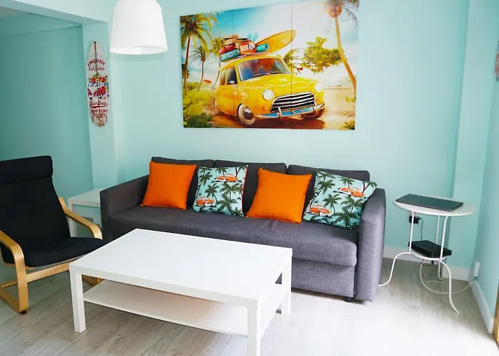 Charming Apartment In Alicante Near The Sea & City Center