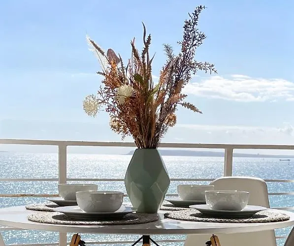 Apartamento en 1ª línea con piscina Alicante