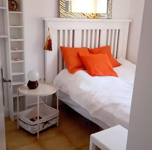 Apartamento Habitación con baño privado en piso familiar Alicante